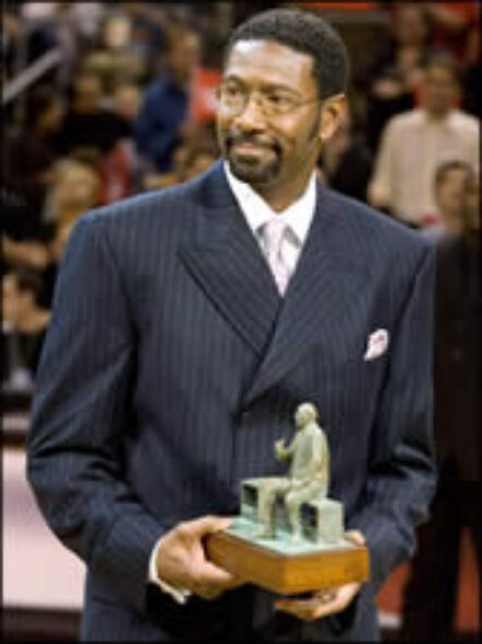 Sam Mitchell wins Coach of the Year 2007